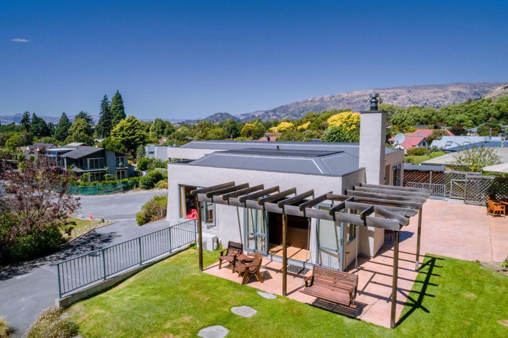 Sargood Splendour - Wanaka Holiday Home Esterno foto