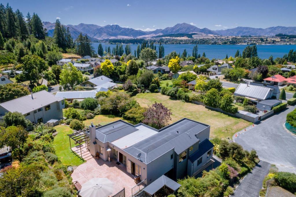 Sargood Splendour - Wanaka Holiday Home Esterno foto