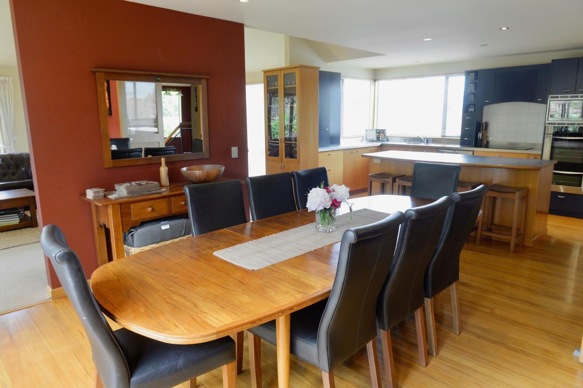 Sargood Splendour - Wanaka Holiday Home Esterno foto